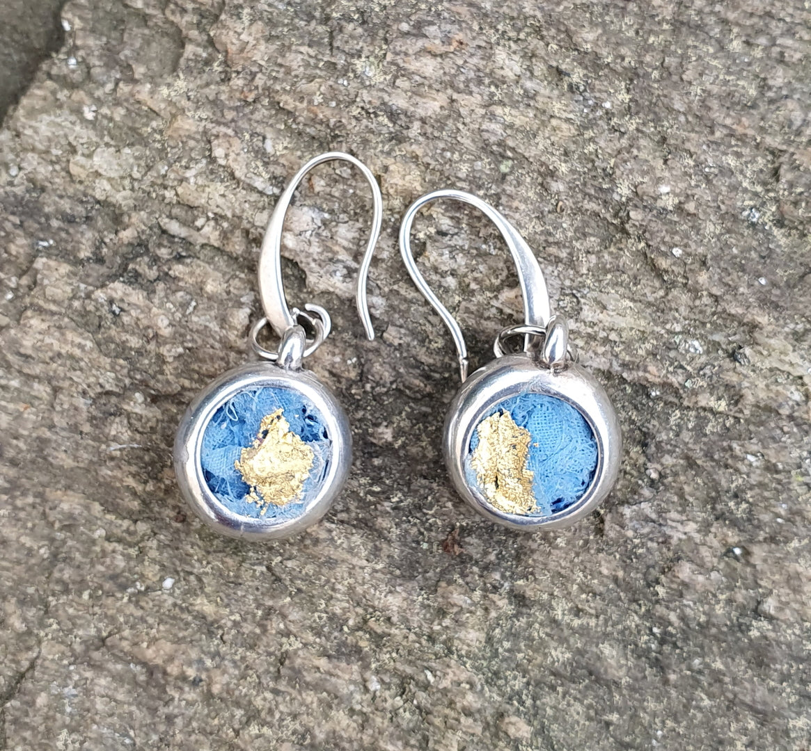 Pendientes de oro azul