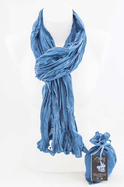 Bufanda gruesa lisa azul pastel “Nomade” de 70 g