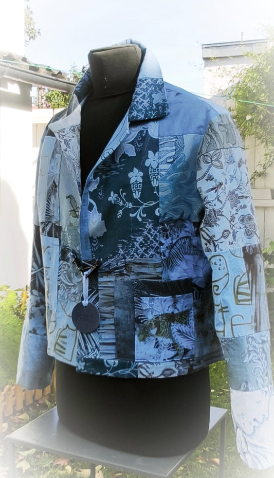 Dans les coulisses d’une pièce unique Chez AHPY Création bleu de Pastel à Toulouse