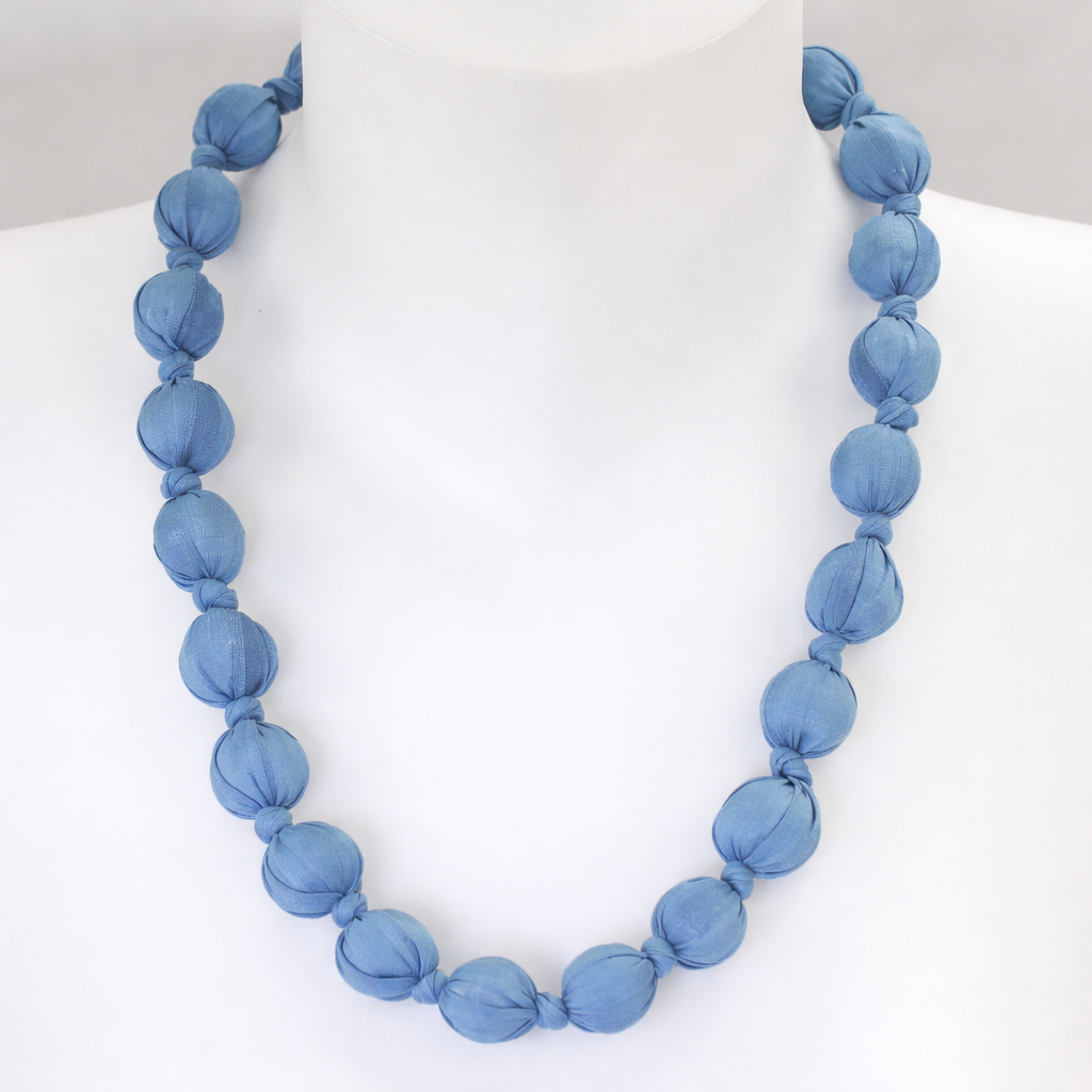 Plain knotted ball necklace